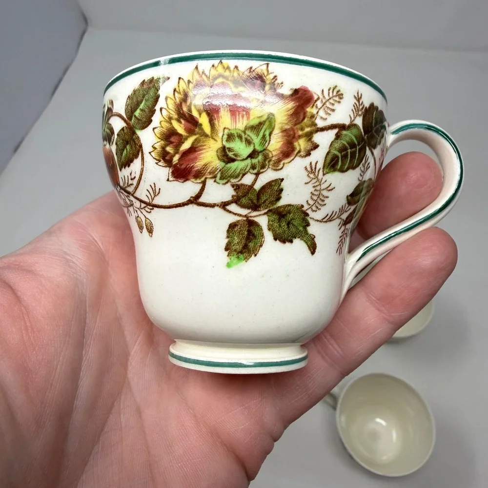 Wedgwood of Etruria Barlaston Surrey Teacups Set of 4 Floral Botanical